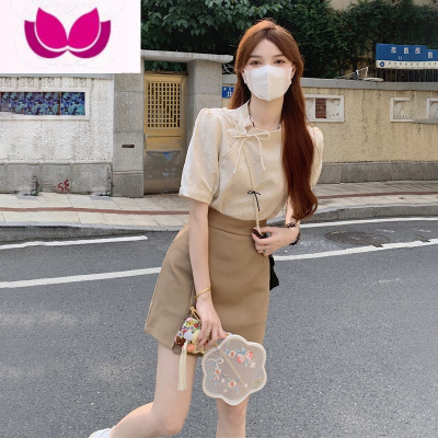七斓一整套茶系名媛炸街减龄漂亮洋气小香风包臀裙职业套装女夏季