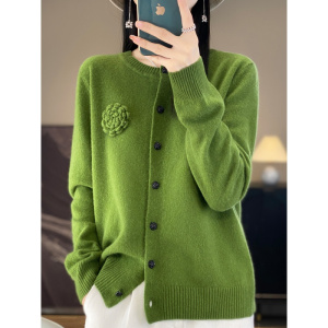 玫瑰绣花圆领羊毛开衫女春秋款时尚百搭针织上衣舒适亲肤外套