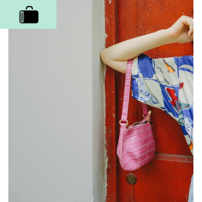 辛德瑞拉工作室|包包女2020年新款网红手提单肩包时尚百搭腋下包NEW LAKE 沙漠玫瑰,鳄鱼纹包玫红女士单肩包