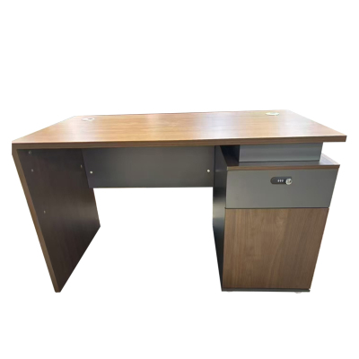 合祥源 QB-04 职员办公桌 1400*600*750mm 单位:张