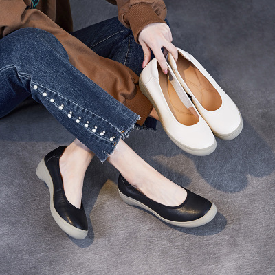 浅口单鞋女真皮新款春季皮鞋软底舒适妈妈圆头休闲鞋