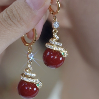 镶钻红色蛇形珍珠耳扣女2025新款耳环高级感小众设计新年耳饰送女朋友老婆情人节七夕生日礼物