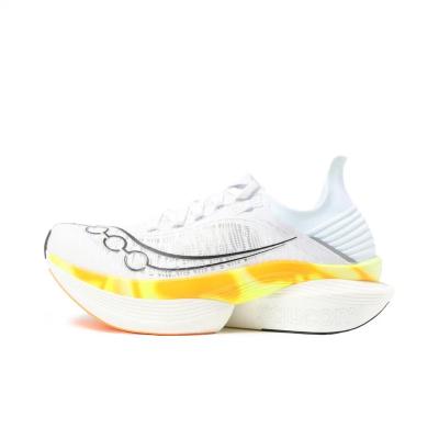 索康尼(SAUCONY)男跑步鞋轻量缓震透气高弹速干碳板支撑专业竞速