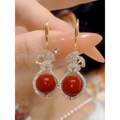 中国风气质红色珍珠镶钻福袋耳环新年钱袋耳坠高级感秋冬时髦耳饰送女朋友老婆情人节七夕生日礼物