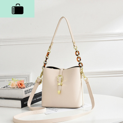 小包包女 仙女2020款潮韩版百搭单肩斜挎包休闲女士手提水桶包NEW LAKE女士单肩包