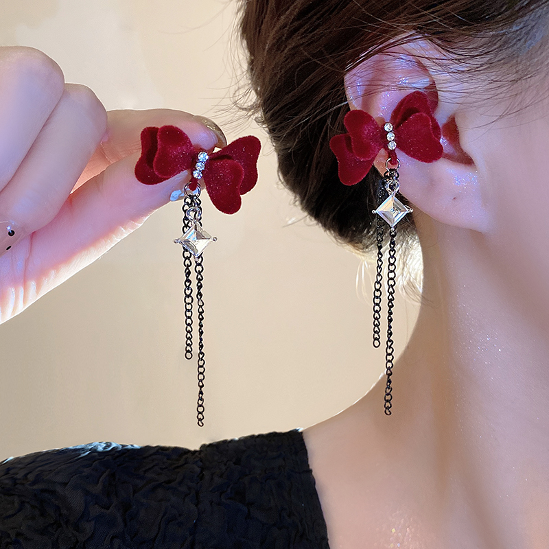 蝴蝶流苏耳夹女2024新款耳环轻奢高级感小众气质精致夸张耳饰送女朋友老婆情人节七夕生日礼物