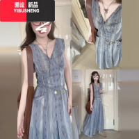 YIBUSHENG法式复古V领碎花无袖连衣裙子女季2024新款小众收腰背心长裙