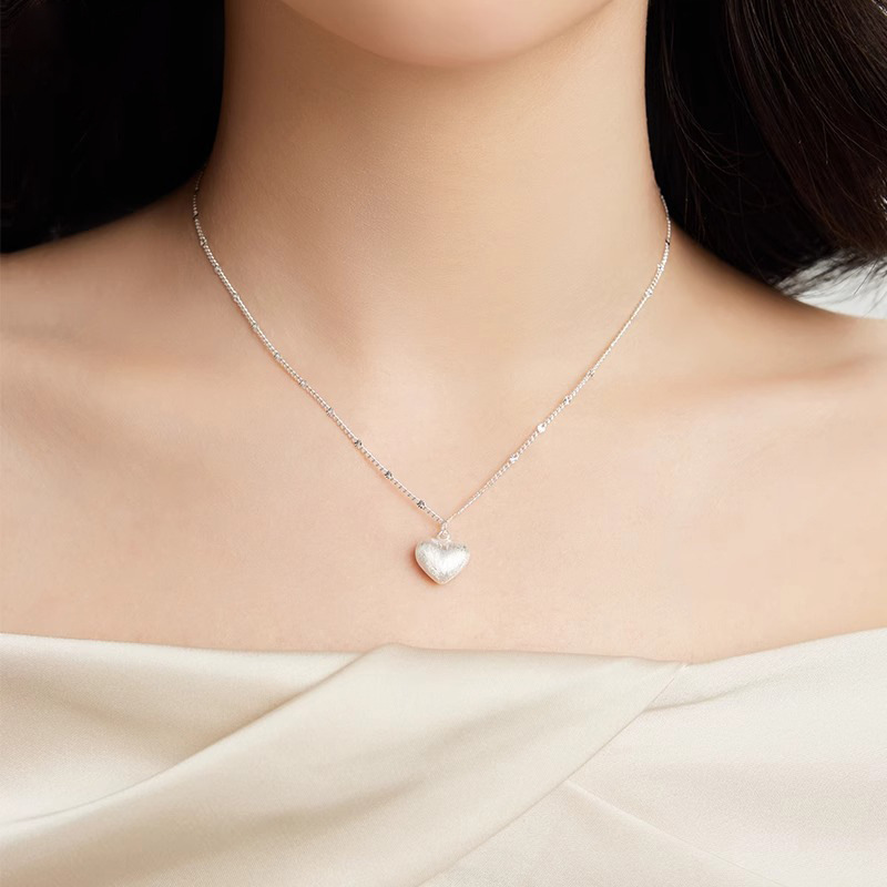 s925纯银拉丝爱心项链女款2024年新款锁骨链小众设计感送闺蜜礼物送女朋友老婆情人节七夕生日礼物
