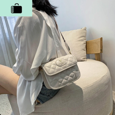 今年流行的包包女包2020新款潮网红时尚百搭斜挎包ins单肩包小 包NEW LAKE女斜挎包