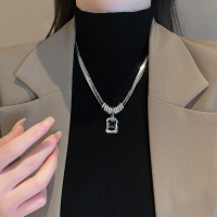钛钢锆石卫衣项链女秋冬2023新款配饰小众设计感甜酷毛衣链潮送女朋友老婆情人节七夕生日礼物