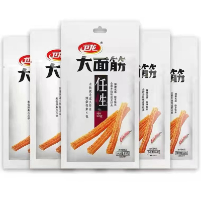 卫龙香辣大面筋 65gX10袋 辣条辣片麻辣休闲零食豆干XYX