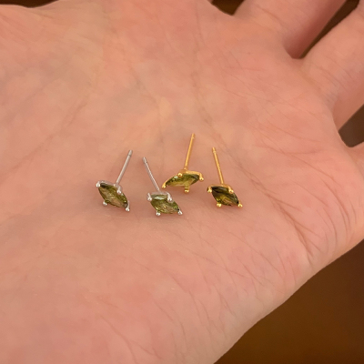 纯银橄榄绿菱形锆石耳钉轻奢高级感气质大气耳环时尚通勤耳饰送女朋友老婆情人节七夕生日礼物