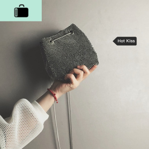 网红水桶小包女2020新款潮韩版洋气亮片单肩包质感时尚链条斜挎包NEW LAKE女士单肩包