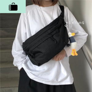 日系原宿街头大容量运动胸包男港风潮流多功能百搭斜挎包女学生包NEW LAKE男士斜挎包