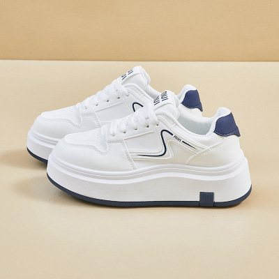 秋季新款小白鞋ins韩版女学生板鞋运动厚底增高休闲街拍