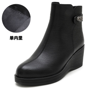 秋冬新款厚底坡跟短靴真皮舒适软底圆头妈妈百搭复古马丁靴女