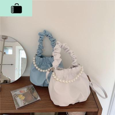 小众设计珍珠褶皱软皮云朵包女韩版时尚手提水桶包单肩斜挎小包女NEW LAKE女士单肩包