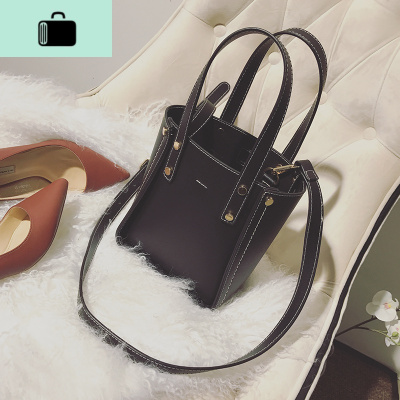 原宿风女士网红小包包女2019新款迷你韩版百搭森系水桶手提斜挎包NEW LAKE女士单肩包