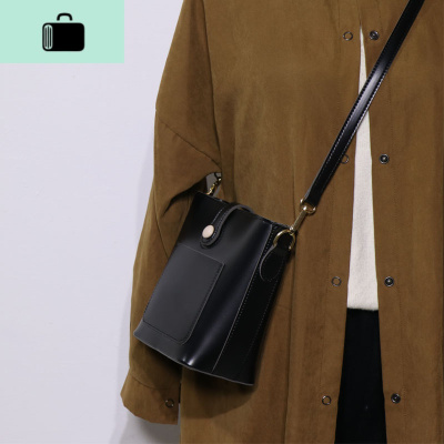 小包包女2019新款潮韩版百搭质感时尚水桶包女网红复古单肩斜跨包NEW LAKE女斜挎包