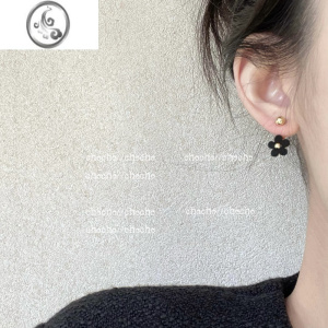 JiMichocho/韩国设计感花朵耳环甜美小巧简约百搭日常耳钉耳饰925银针