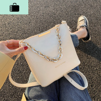 上新小包包洋气女包2020新款潮时尚撞色单肩包百搭手提斜挎水桶包NEW LAKE女士单肩包