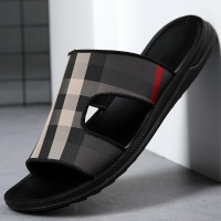 拖鞋2026新款夏季外穿潮流沙滩凉鞋韩版个性防滑室外网红男士凉拖