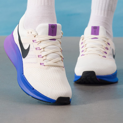 耐克(NIKE)女鞋新款春季运动鞋RUN SWIFT 3健身训练缓震耐磨透气跑步鞋DR2698-110 ZP