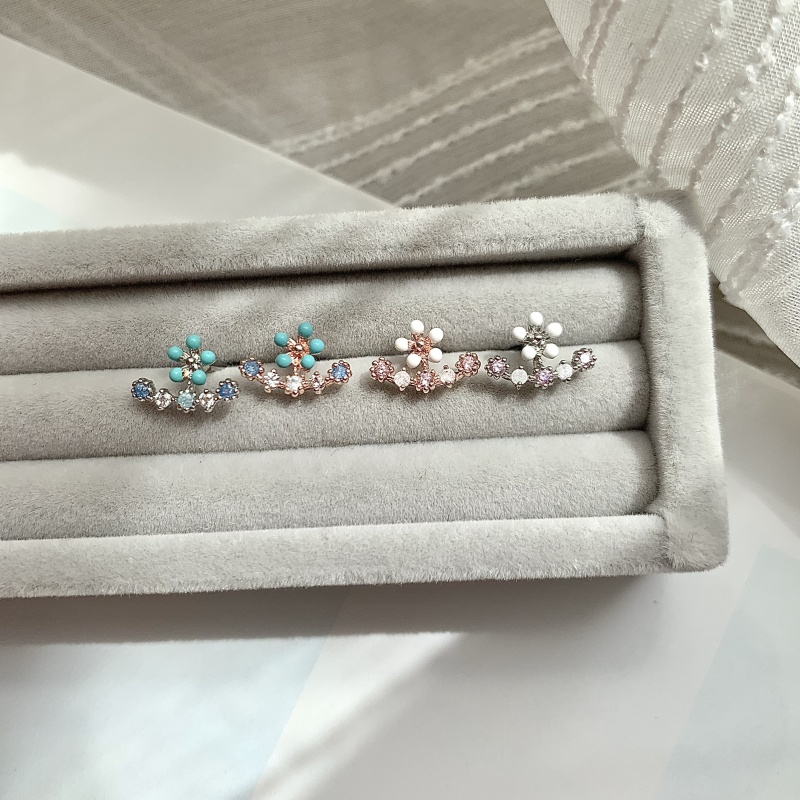 HanFanZ韩国进口饰品小巧精致扇形花朵耳钉女骨钉钛钢杆养耳送女朋友老婆情人节七夕生日礼物