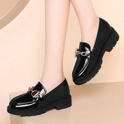 古奇天伦2021春新款圆头粗跟单鞋套脚女鞋防水台漆皮女鞋5381