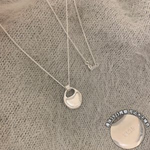 s925纯银马鞍包吊坠项链轻奢高级感女毛衣链小众设计百搭配饰送女朋友老婆情人节七夕生日礼物 S925纯银马鞍包项链长度约61cm