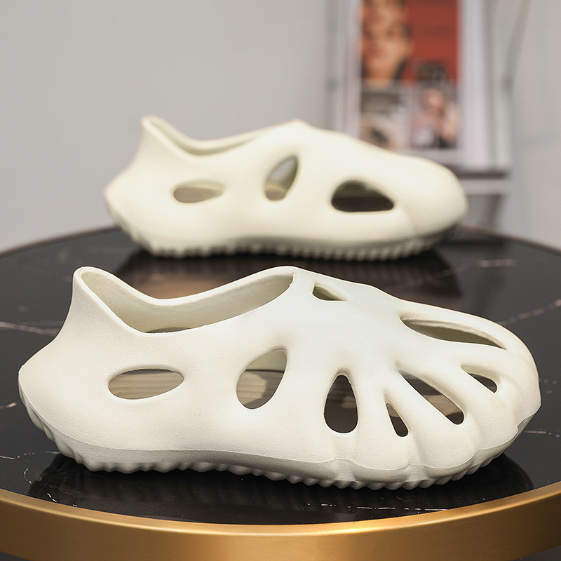 夏季新款男鞋洞洞鞋包头套脚凉拖沙滩鞋休闲踩屎感凉鞋男