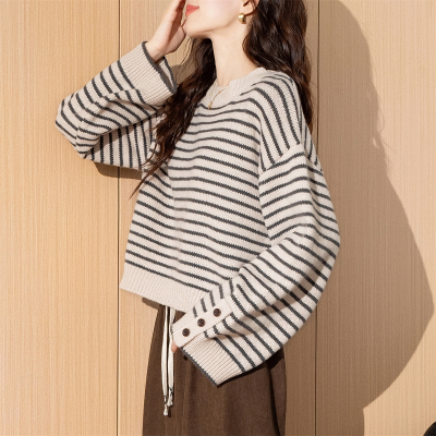 [3件8.5折127.4元,叠加优惠券]唐狮复古风条纹圆领套头毛衣女新款冬季韩版短款毛线衫小众qd