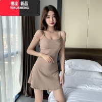 YIBUSHENG赫本风性感吊带连衣裙短款夜店女装季修身高腰A字无袖小黑裙子