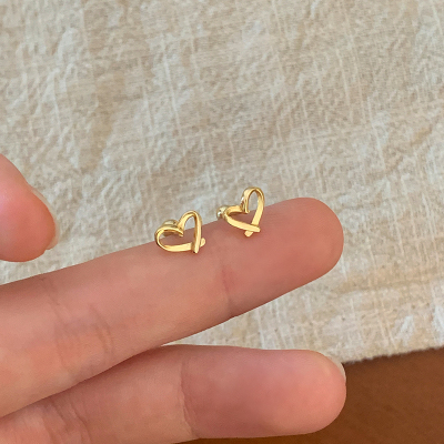 s999纯银镂空爱心耳钉女大气时尚通勤精致小众网红耳饰送女朋友老婆情人节七夕生日礼物