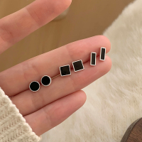 黑色几何耳钉纯银女养耳洞简约百搭学生党耳骨钉小众气质耳饰送女朋友老婆情人节七夕生日礼物