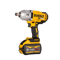 得伟无刷充电式四分之三高扭矩冲击扳手(DCF897-9X2+118充)