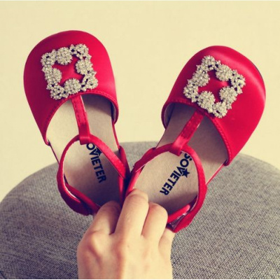 2018春秋韩国女童方扣水钻公主皮鞋1-2-3岁女宝宝软底单鞋礼服鞋