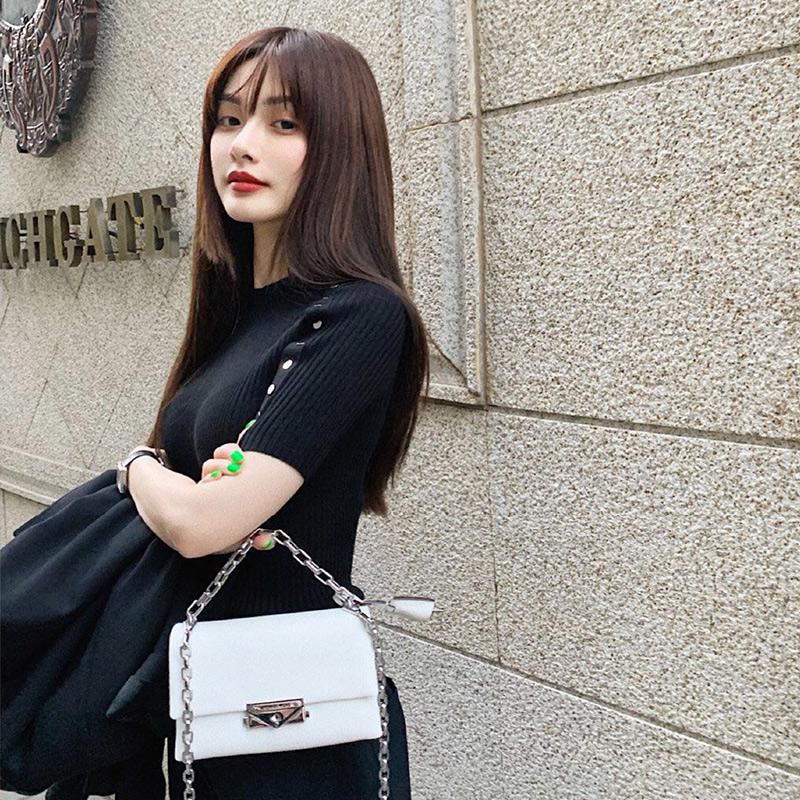 链条斜挎包头层牛皮