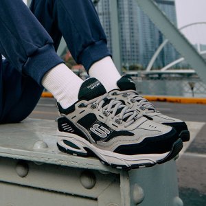 Skechers斯凯奇男鞋新款运动鞋厚底老爹鞋复古休闲鞋轻便减震健步鞋237067-CCBK ZP