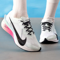 耐克(NIKE)女鞋新款ZOOMX VAPORFLY运动鞋健身训练缓震透气休闲跑步鞋HF6412-101 ZP