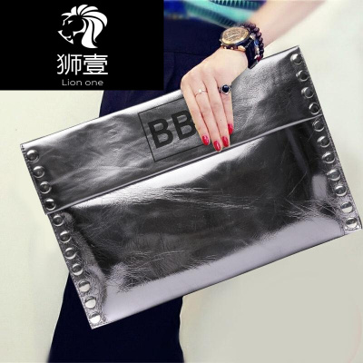 狮壹（Lionone）包包女2019新款时尚真皮手拿包个性潮包大容量信封包宴会夜店手包