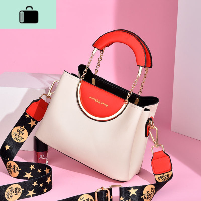 2019款酷潮ins单肩小包包韩版时尚休闲四季感女包斜挎宽带杀手包NEW LAKE女手包