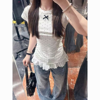 甜美设计感蝴蝶结复古短袖女2026夏季蕾丝拼接花边波点正肩上衣潮