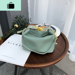 小方包高档枕头包斜挎手提高级感迷你潮流包时尚百搭女2020新款NEW LAKE女士手提包