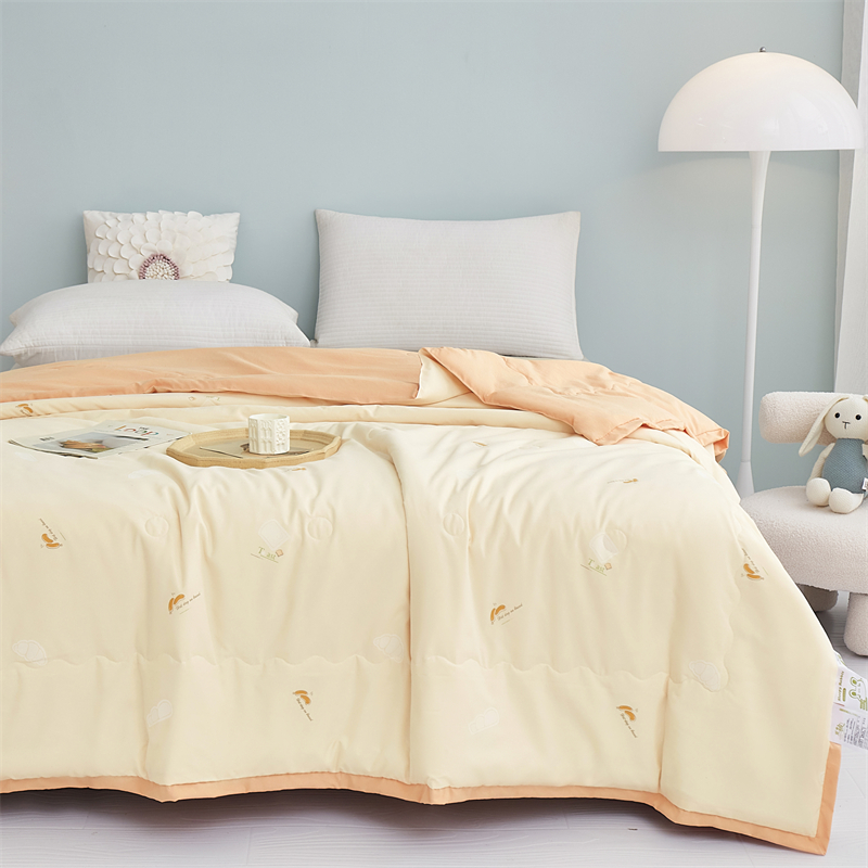 唐纳家纺 大豆纤维空调被 180*200CM- TN-SQ24018