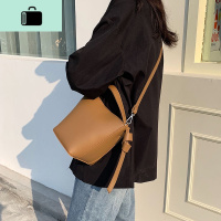 包包女包新款2020简约大容量水桶母包学生韩版百搭单肩斜挎包NEW LAKE女斜挎包