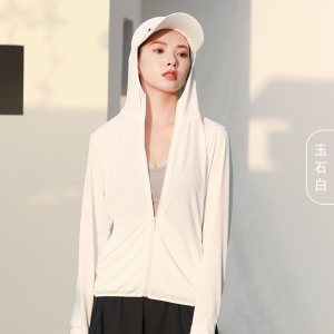 聚衣堂新款防晒外套薄款连帽防晒服女户外长袖提花透气防晒衣