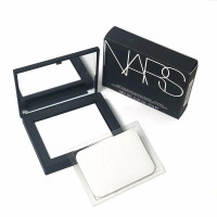 纳斯(NARS)流光美肌轻透蜜粉饼大白饼10g 定妆控油 持妆提亮 彩妆礼物