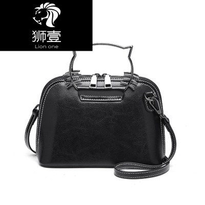 狮壹（Lionone）2019夏新款潮流真皮牛皮时尚金属手提单肩斜挎可爱小猫女式小包黑色默认颜色