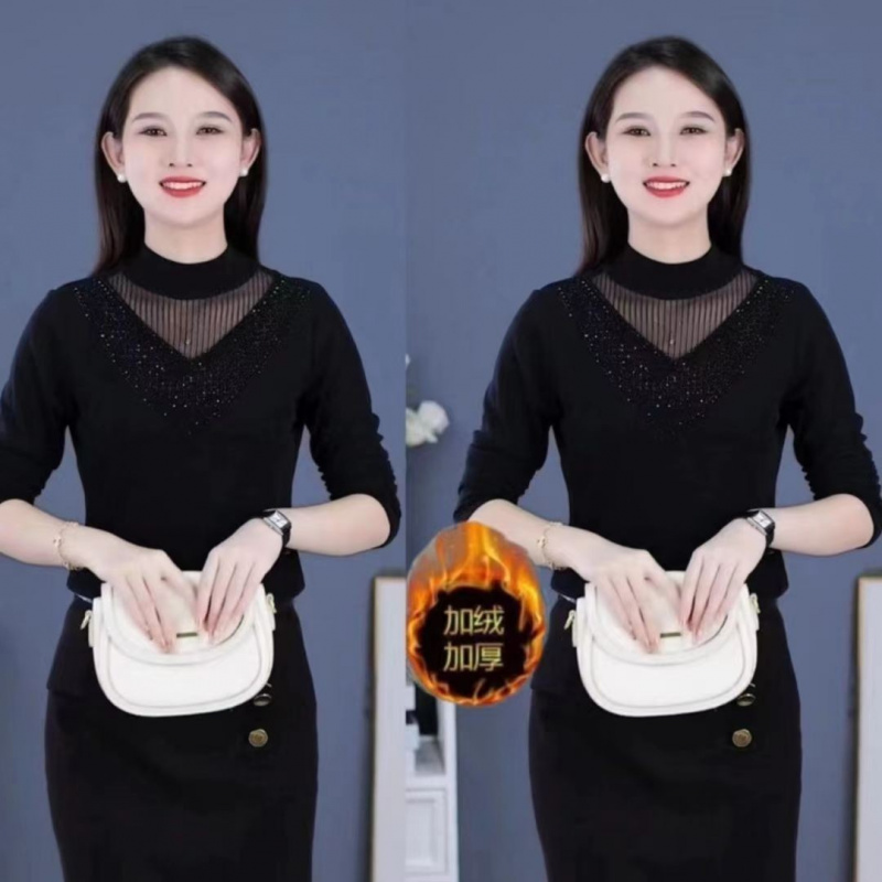 妈妈打底衫蕾丝加绒秋冬装半高领内搭长袖上衣洋气新款中老年女装